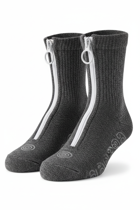 Adaptive socks with zipper closure